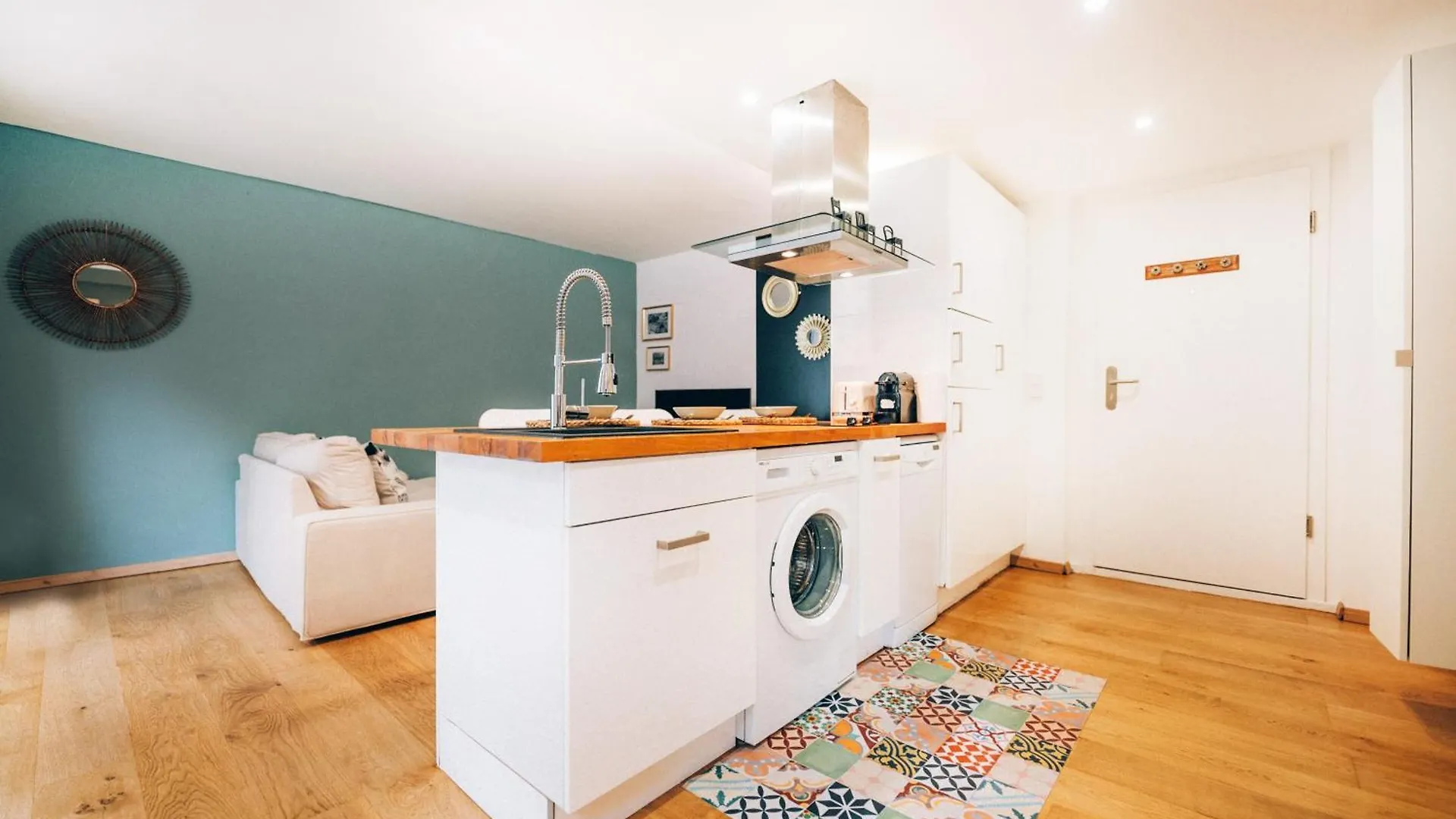 Cozy Central Studio With Private Terrace 룩셈부르크