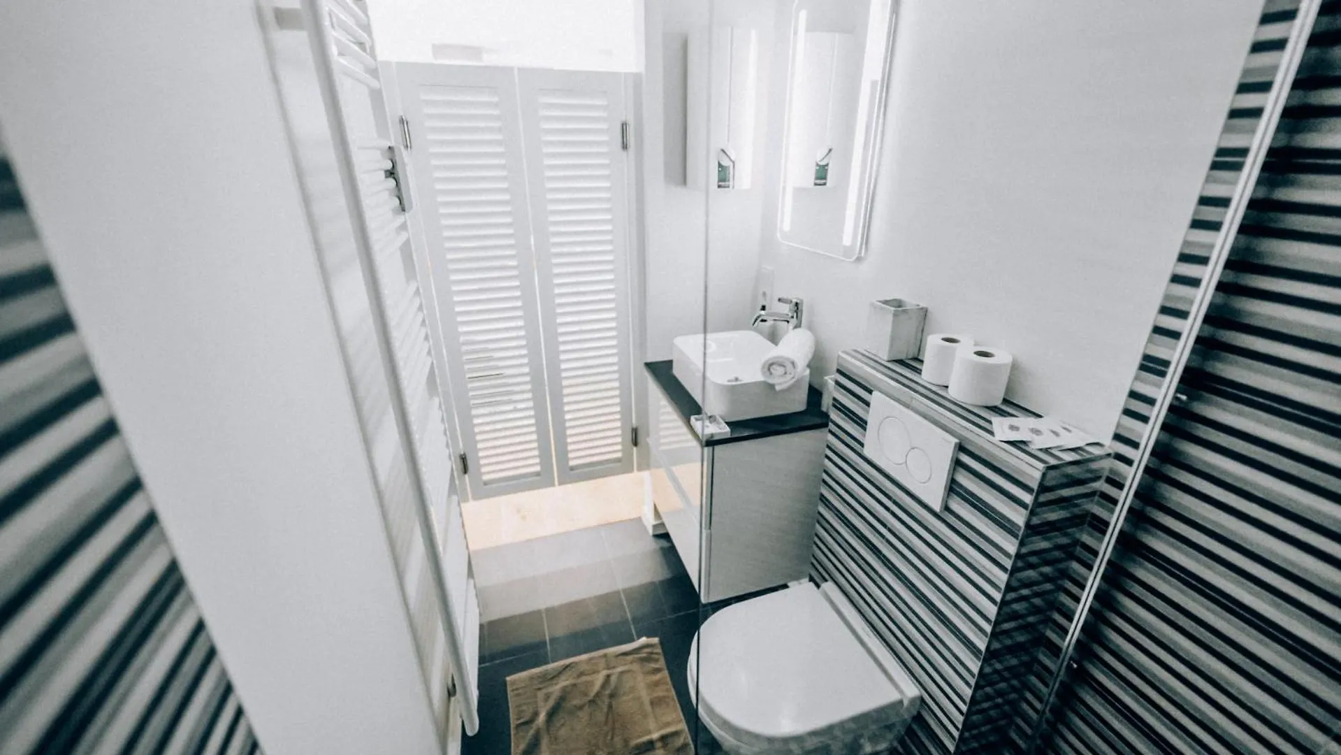 Cozy Central Studio With Private Terrace Luxembourg Apartment